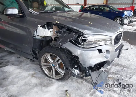 2015 BMW X5 xDrive35I z USA, uszkodzony, nr VIN 5UXKR0C52F0P02141